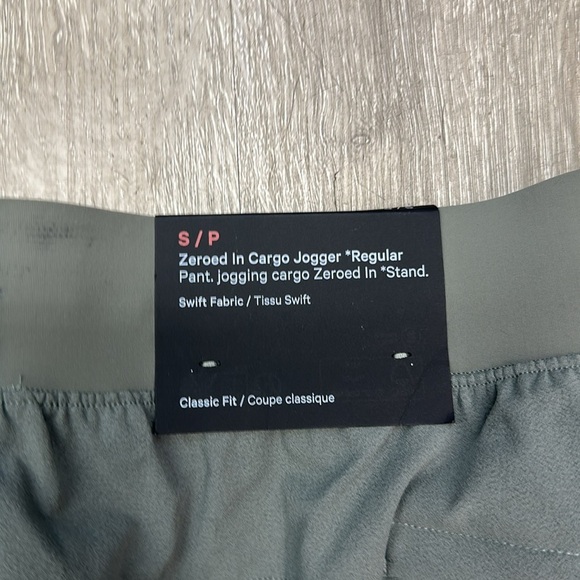 Lululemon Zeroed In Classic-Fit Cargo Jogger
Regular color grey sage - Picture 11 of 12